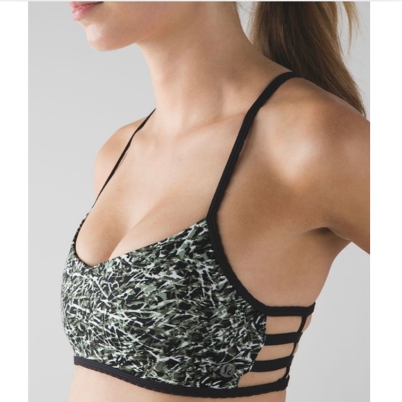 EUC LULULEMON Hot Spell Bra Mini Ripple Desert Olive Fatigue Green Size 8 - Picture 2 of 7